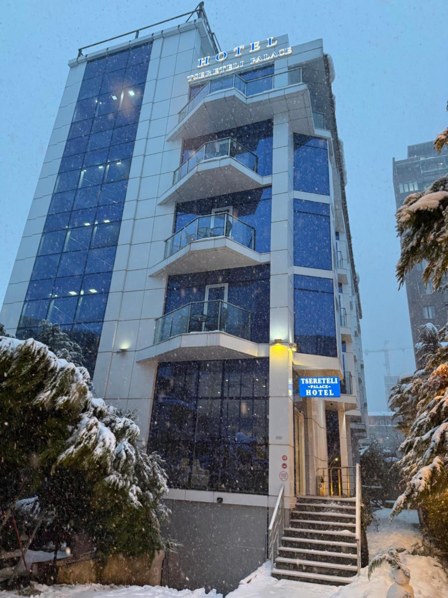 Hotel Tsereteli Palace บาทูมิ ภายนอก รูปภาพ